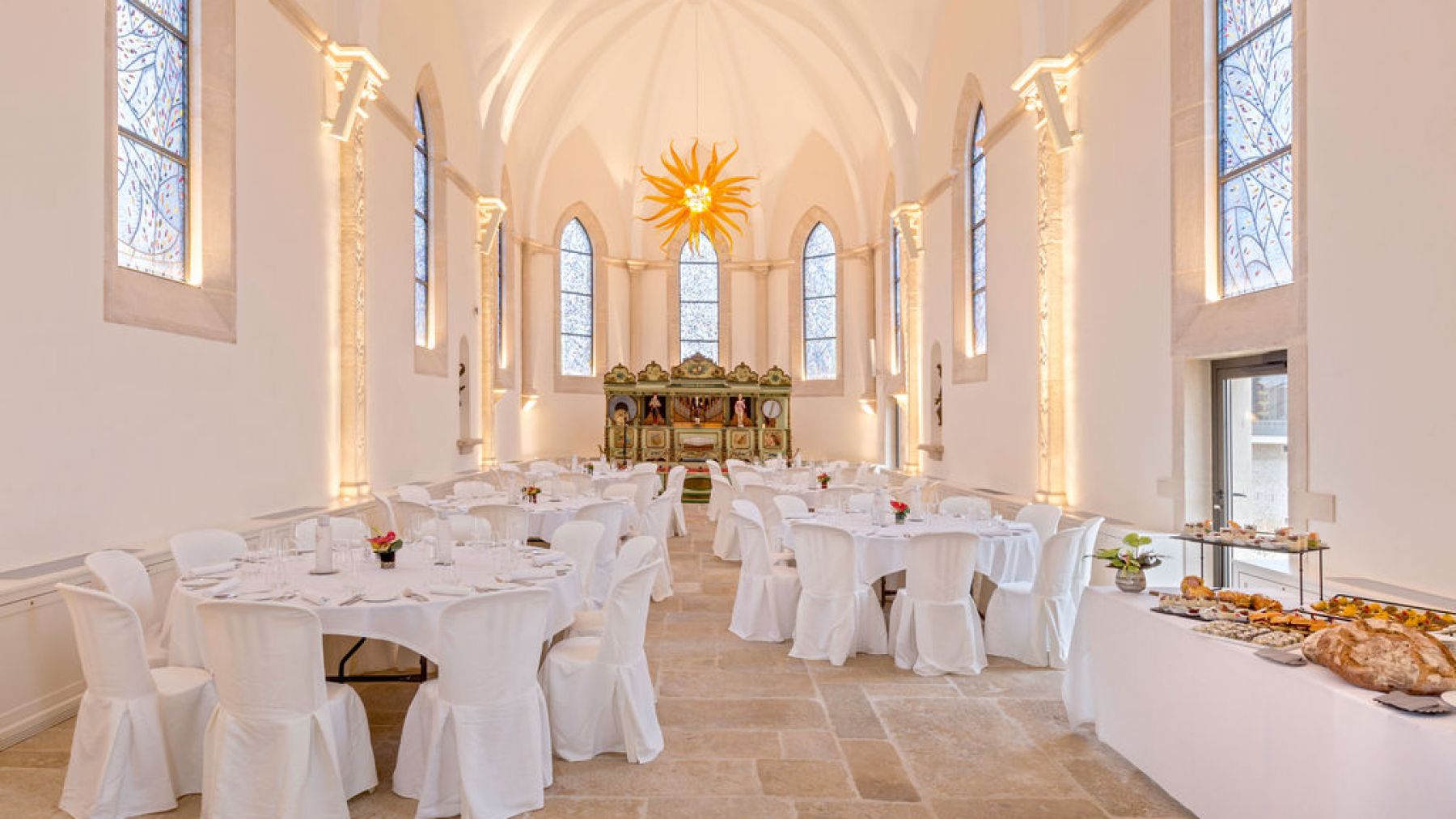 Plan a private event at the Hotel les Sept Fontaines