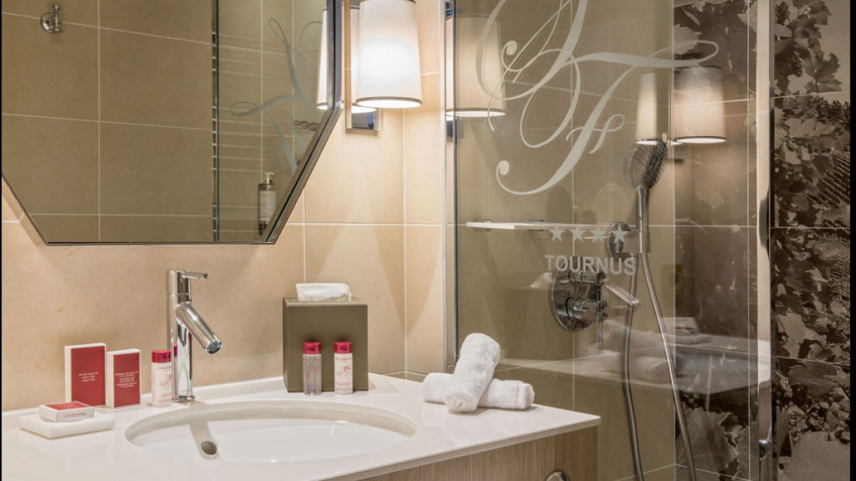 CHAMBRE CONFORT - SDB.jpg CHAMBRE CONFORT - SDB.jpg