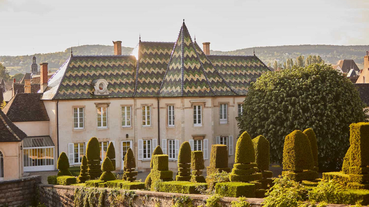 Bouchard-pere-et-fils.jpg Bouchard-pere-et-fils.jpg