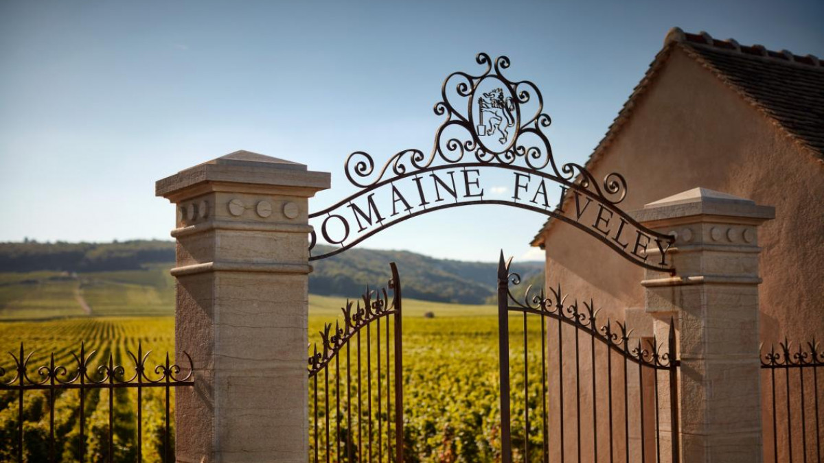 LeDomaineFaiveley.jpg LeDomaineFaiveley.jpg