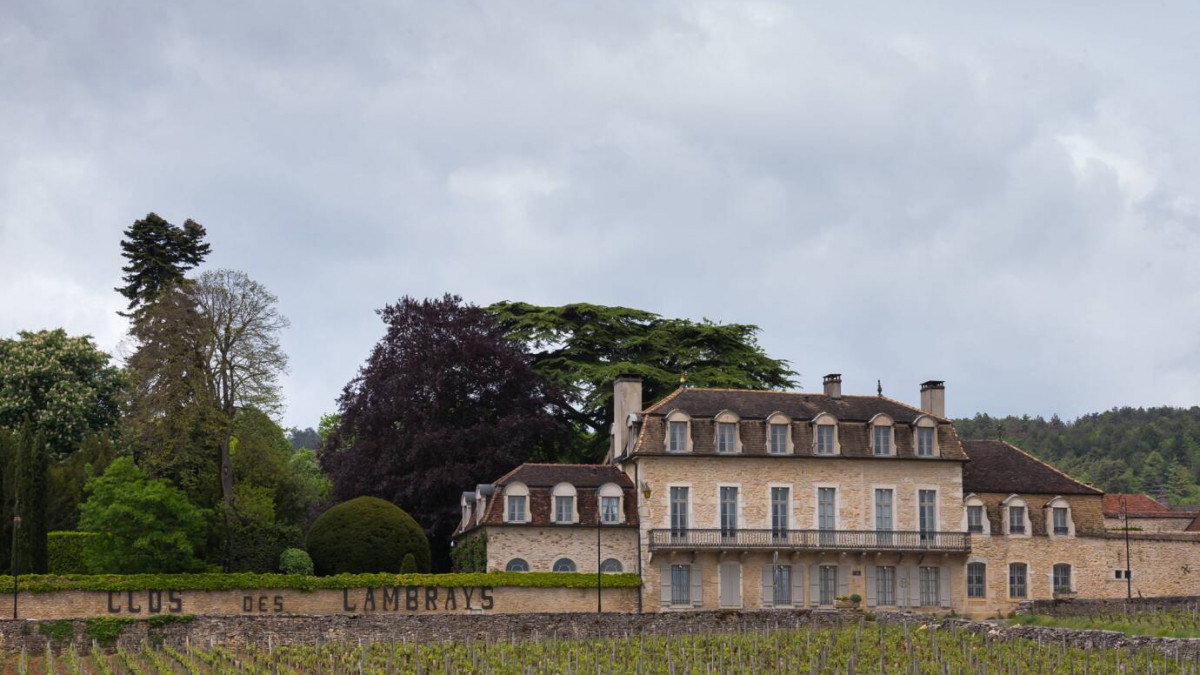 LeClosdesLambrays.jpg LeClosdesLambrays.jpg