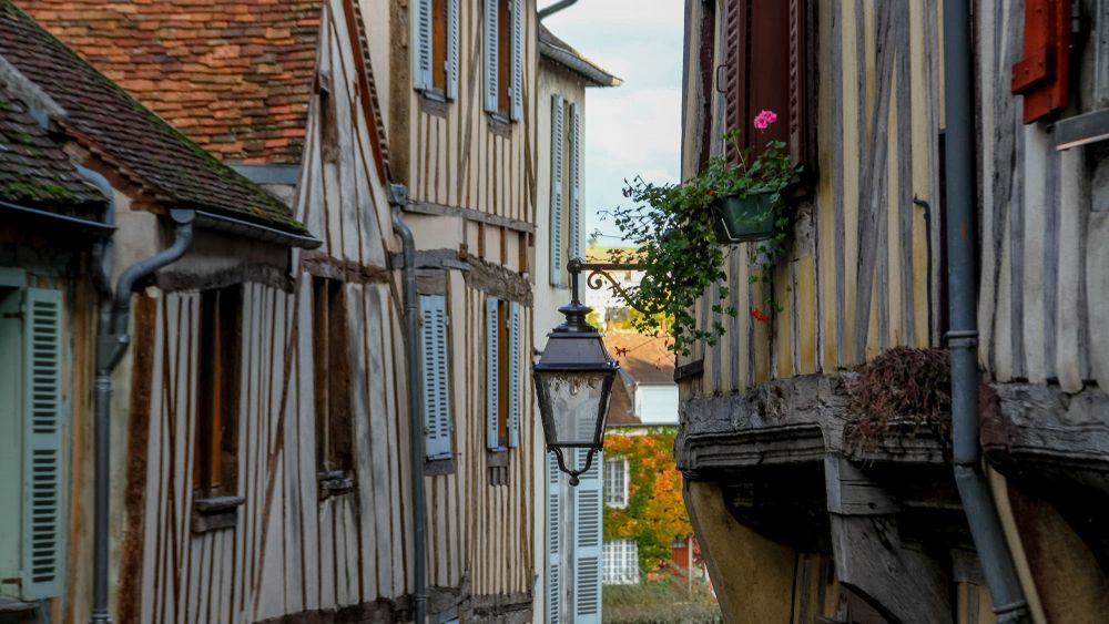 Which towns to visit in Burgundy?