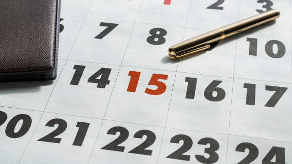 ET SI VOUS PROFITIEZ DES JOURS FÉRIÉS POUR FAIRE UNE PAUSE ?