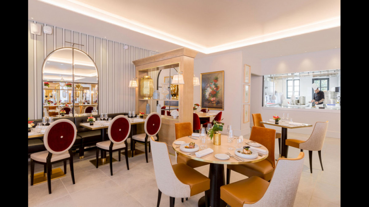 BWTOURNUS30.jpg BWTOURNUS30.jpg